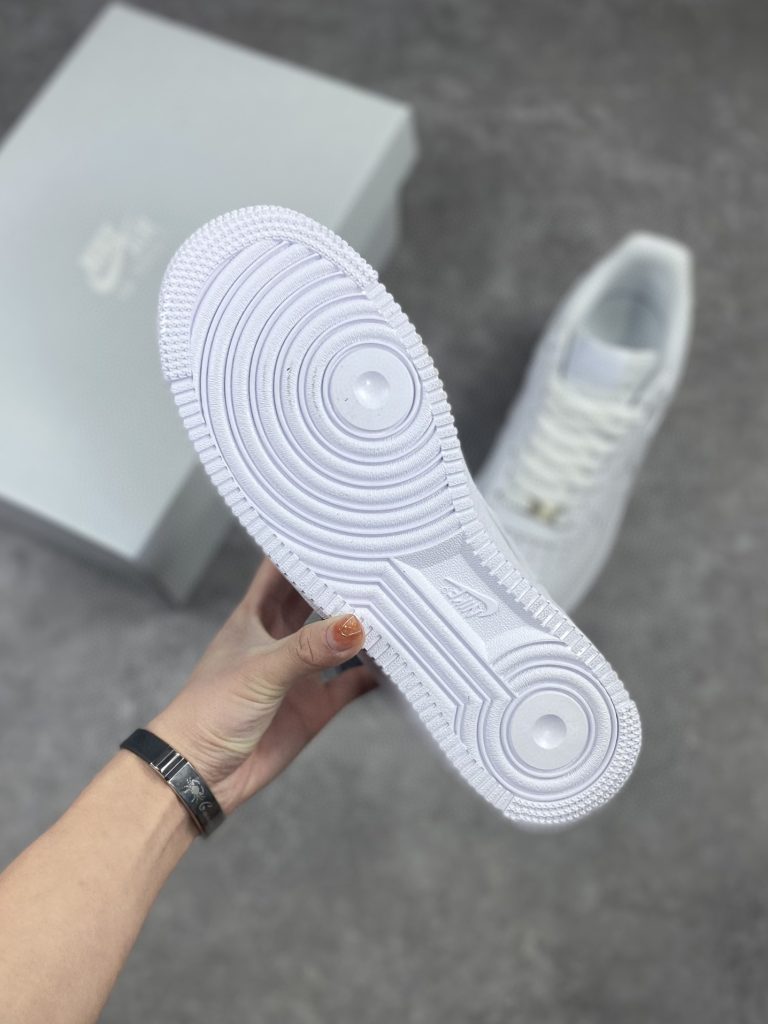 图片[6]-耐克Nike Air Force 1 ’07！ Low”White/White”空军一号低帮经典百搭休闲运动板鞋“纯白”-911市场