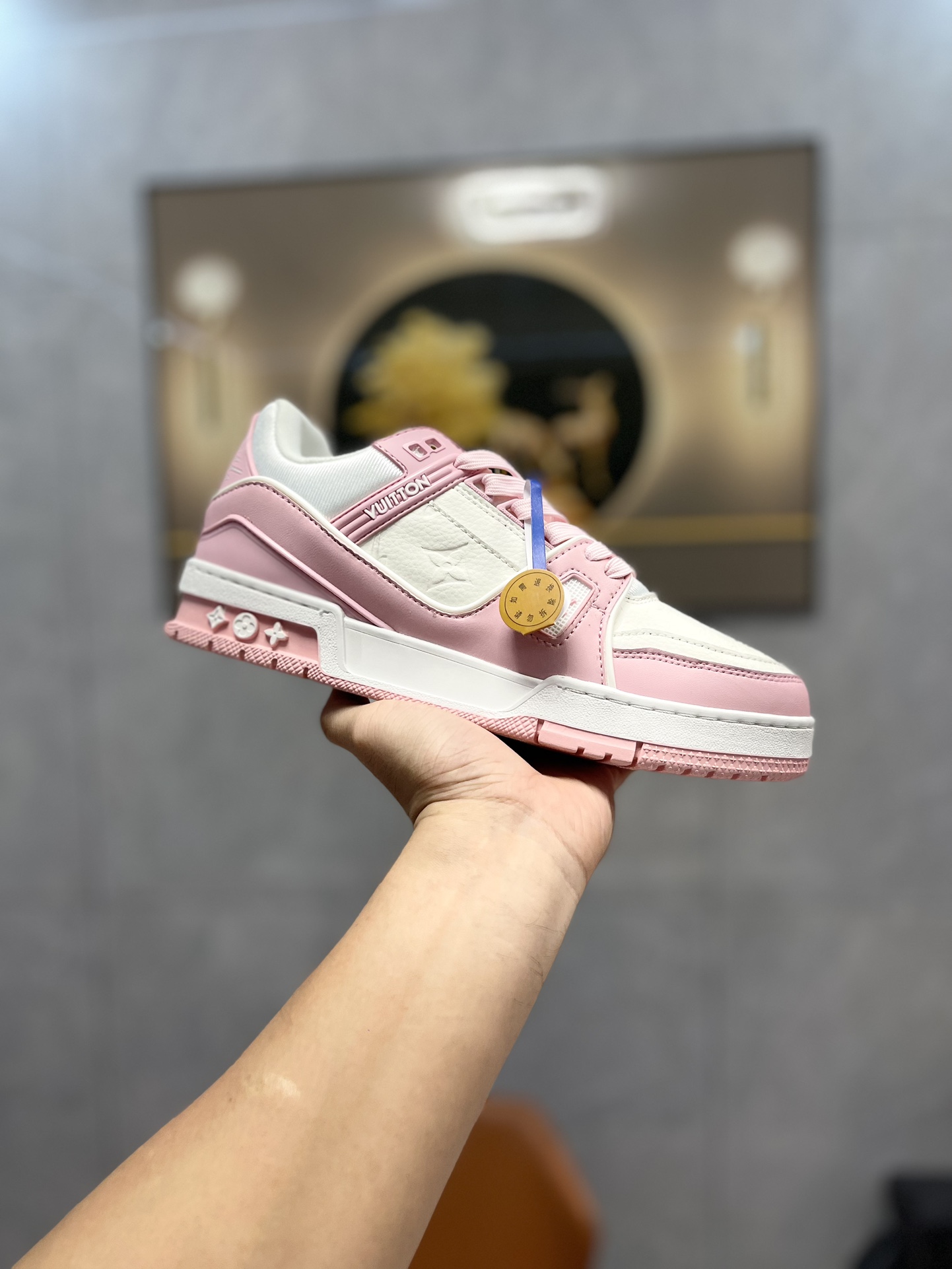 空胶头层K G版•Lv空胶头层 空胶工艺展现品质.Louis Vuitton 路易威登 Trainer 驴牌时装走秀运动鞋-911市场