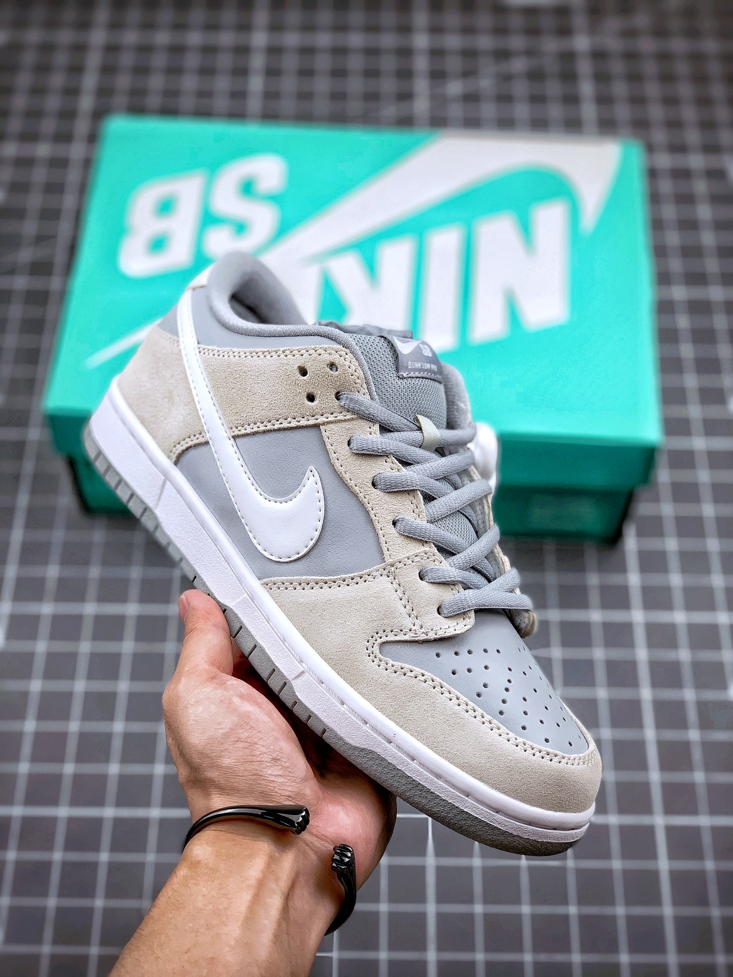SB Dun Low “White Wolf Grey”北极狐 灰白-911市场